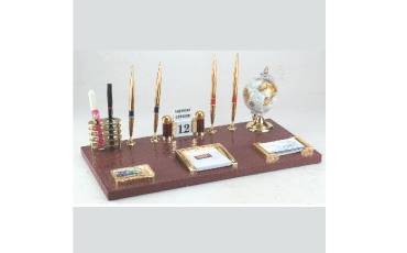 Pen Stands 1800 N GLOBE LEATHER 9